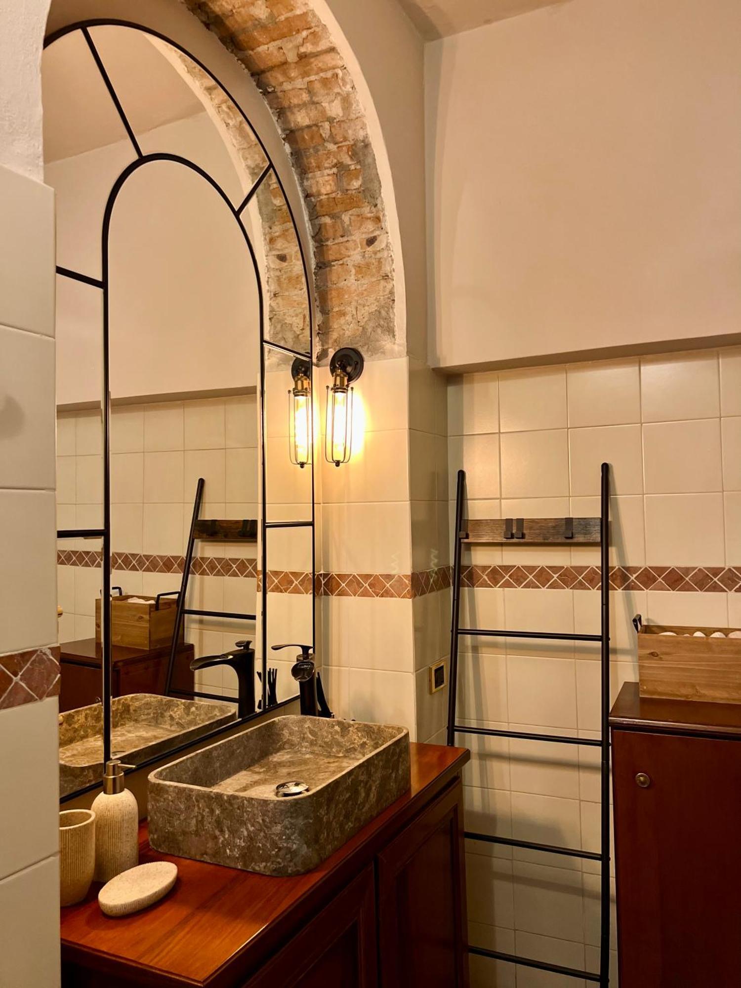 City Center 2 Bedroom Apt Bergamo Ngoại thất bức ảnh